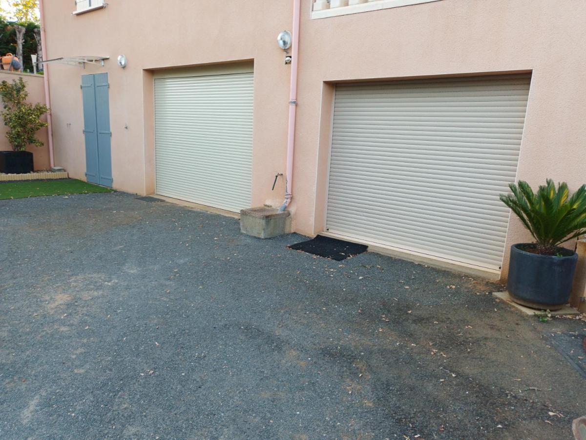 Logement Martine Rouffignac-Saint-Cernin-de-Reilhac Extérieur photo