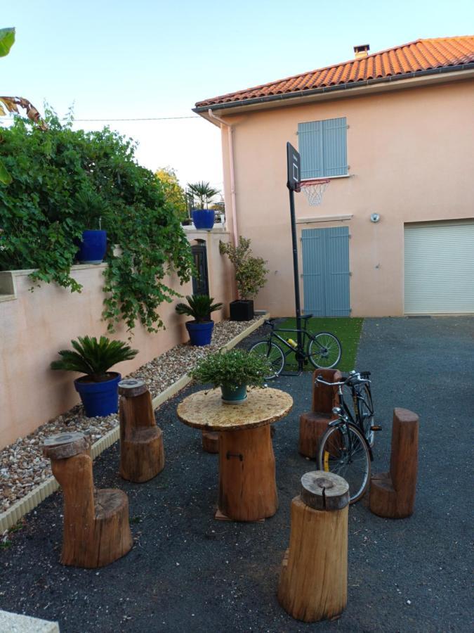 Logement Martine Rouffignac-Saint-Cernin-de-Reilhac Extérieur photo